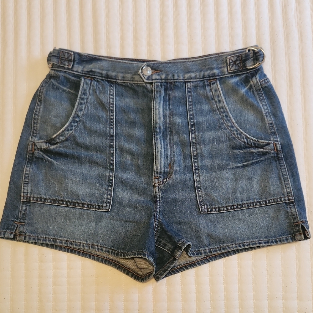 American Eagle Highest Rise Mom Shorts